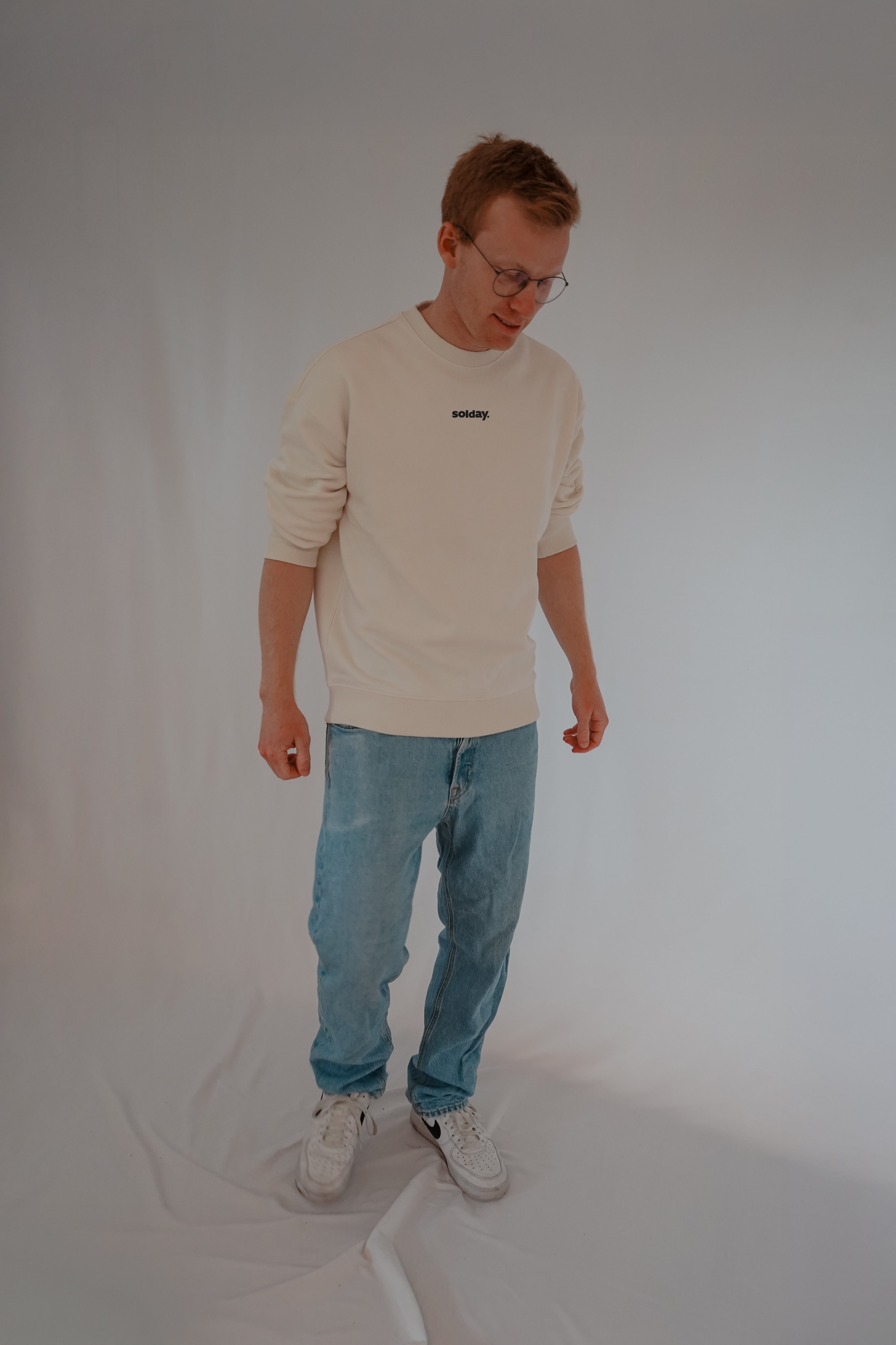 oversized sweatshirt coffee day