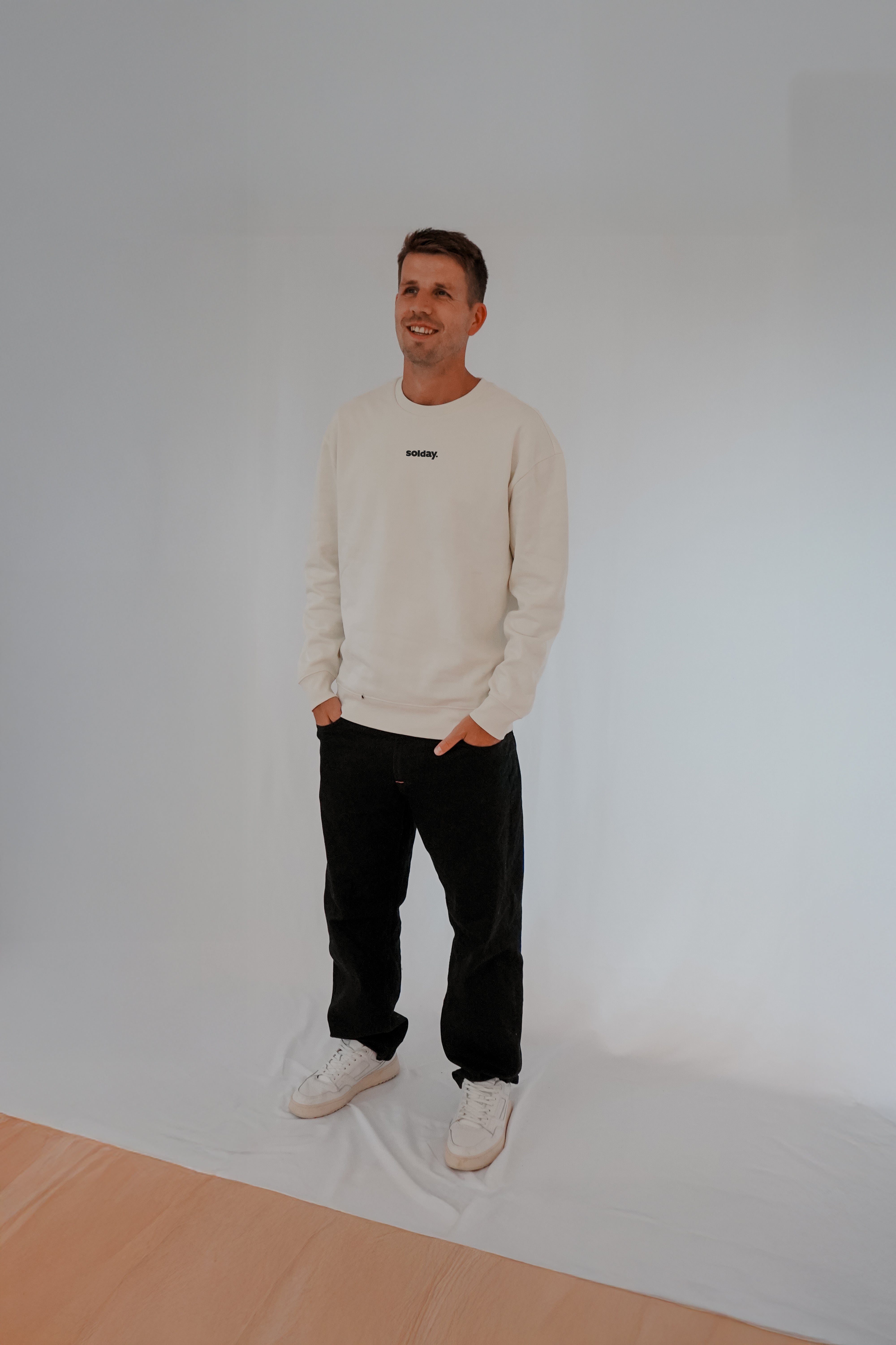 oversized sweatshirt coffee day